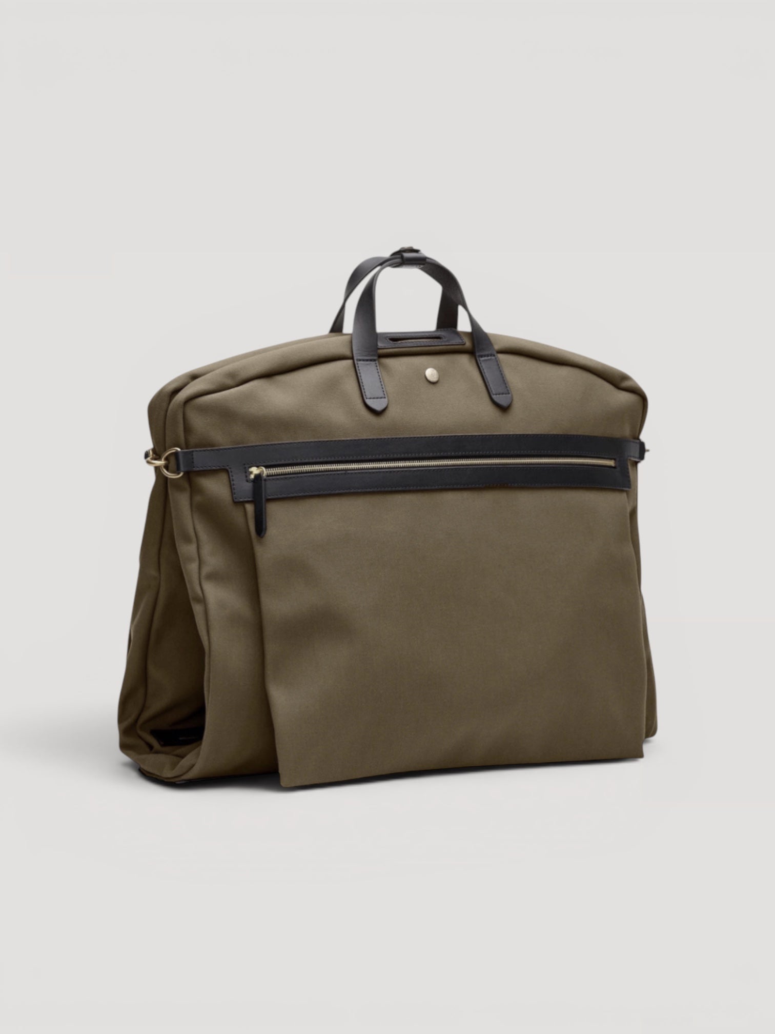 M/S Suit Carrier
