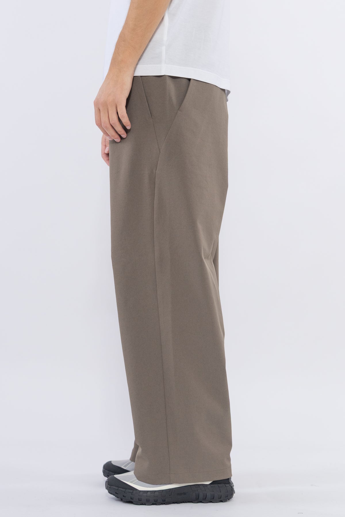 Baggy Straight Pants, Sand Land