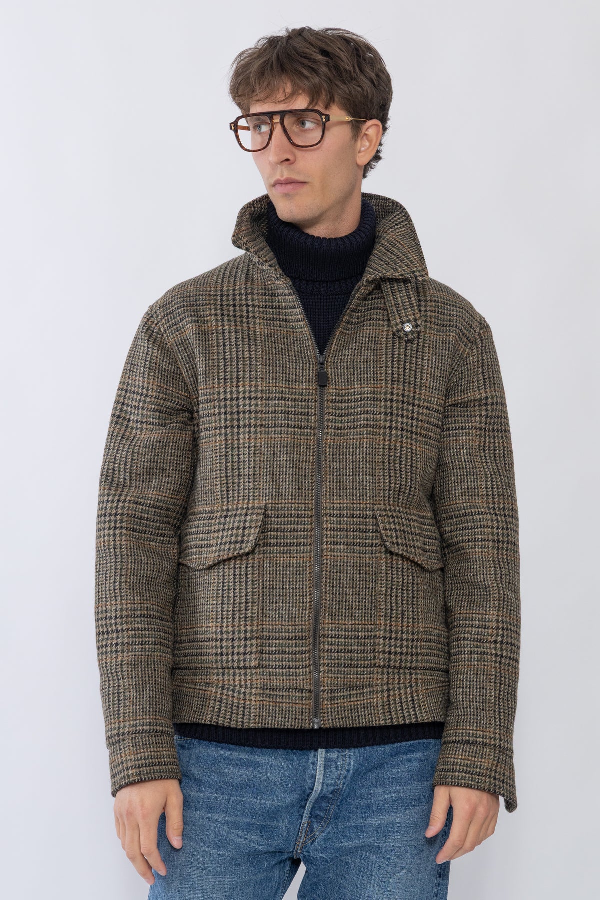 Lightning Jacket, POW ternet