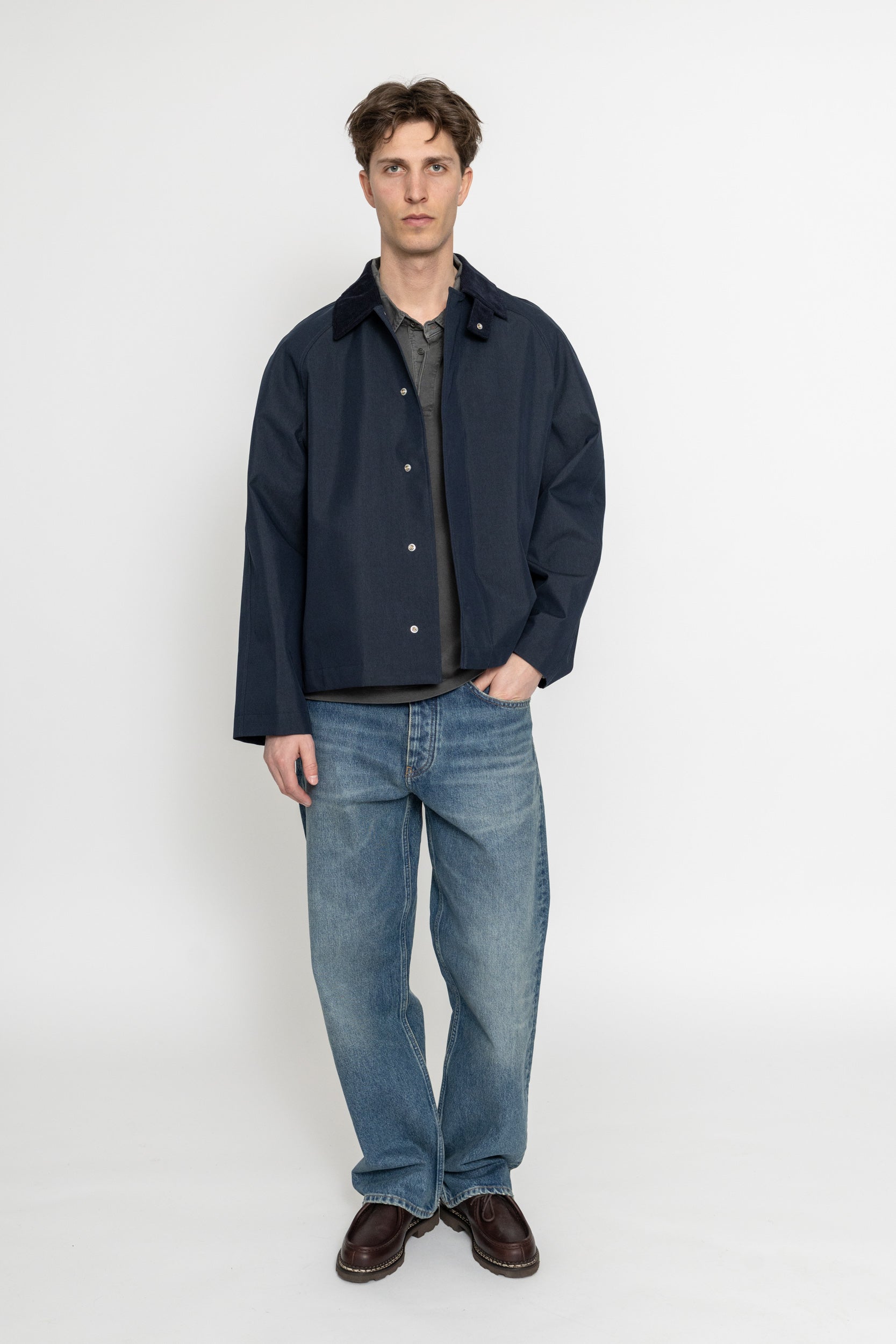 Short Raglan