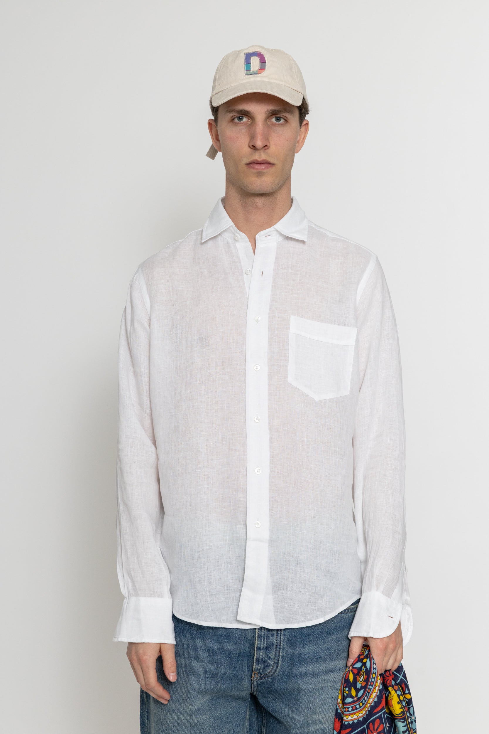 Linen Spread Collar Shirt