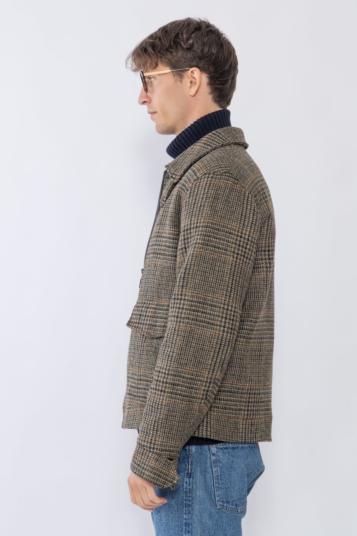 Lightning Jacket, POW ternet