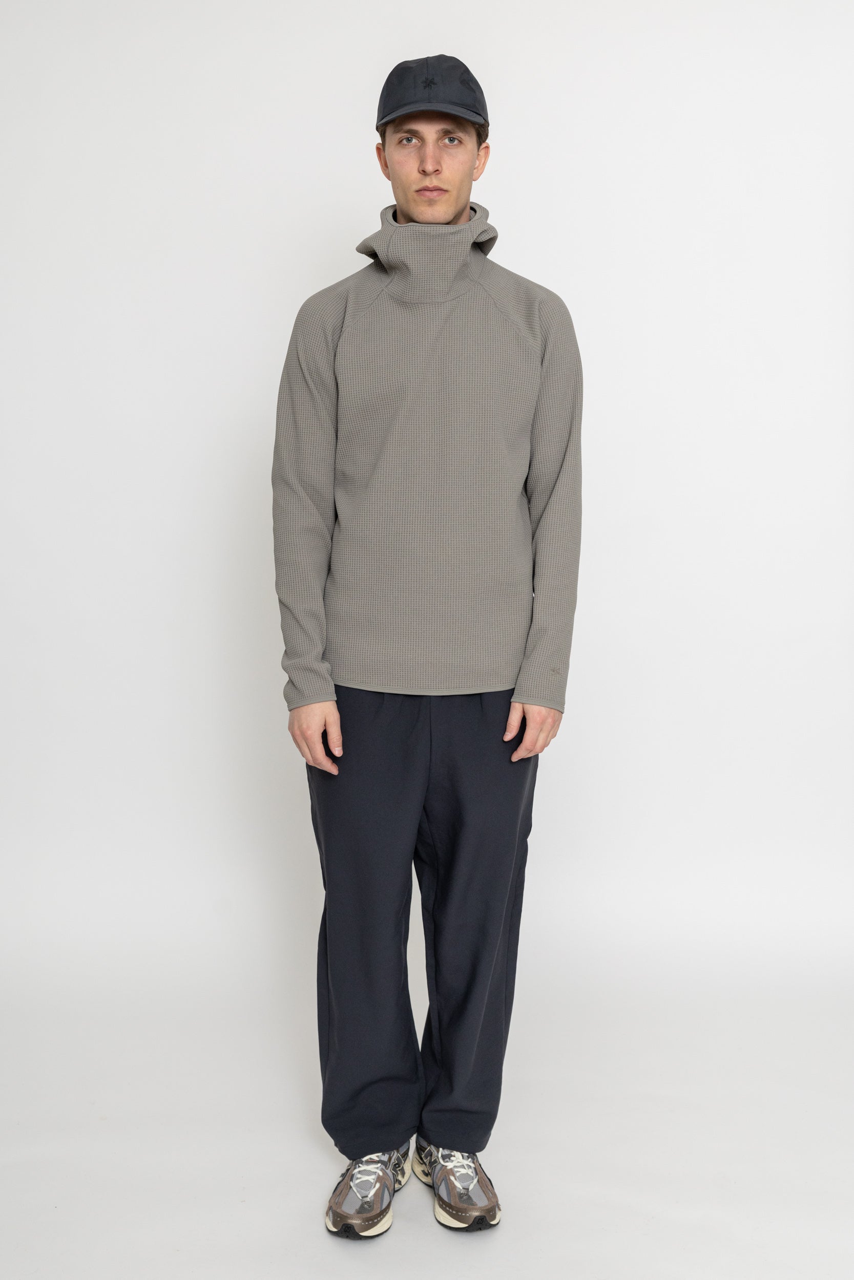 wf light l/s hoodie