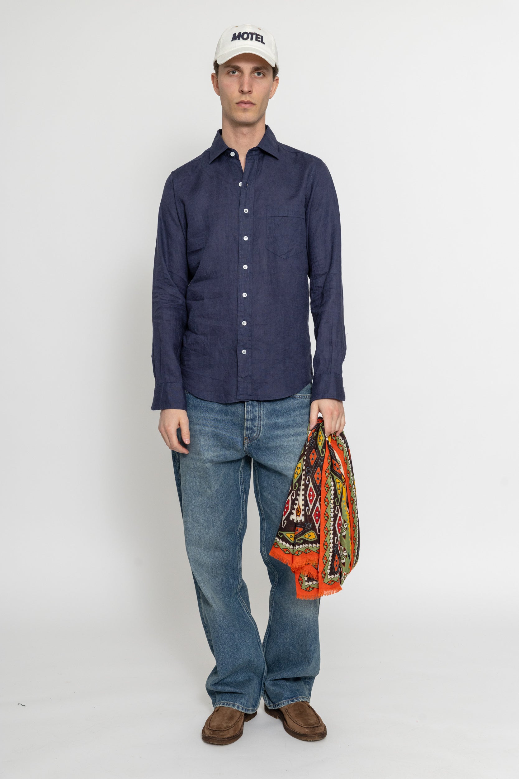 Linen Spread Collar Shirt